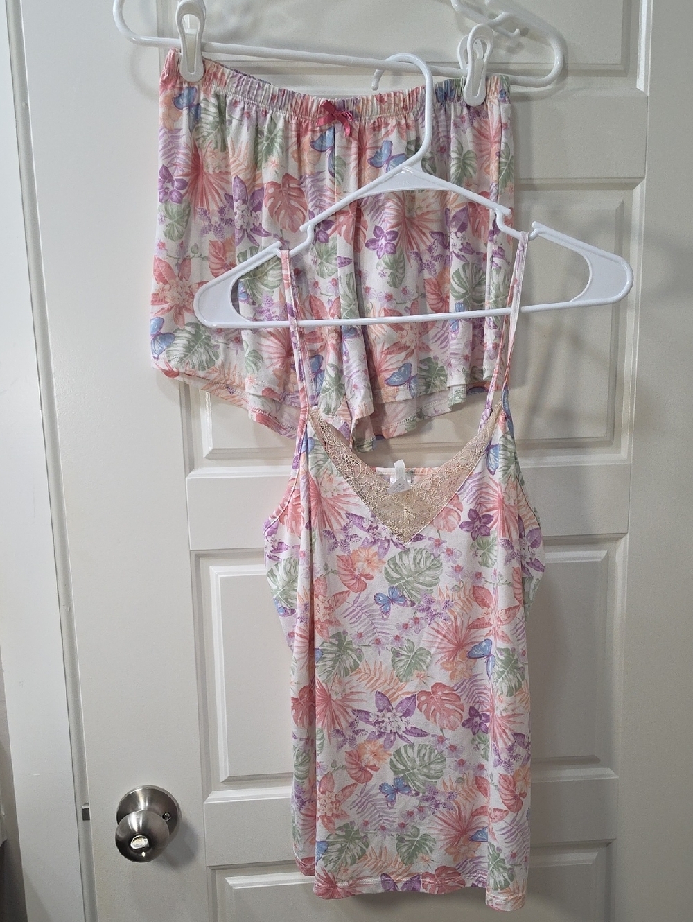 Flora Nikrooz Floral Lace‑Trim Cami & Shorts Set – Small